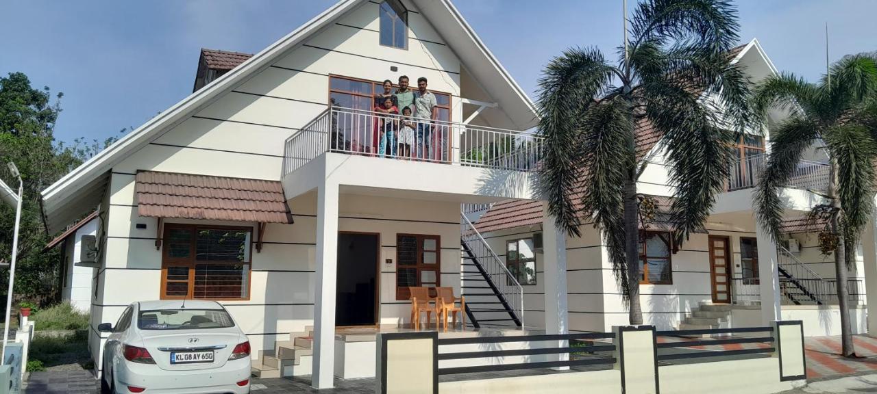 Skyview Villa Athirappilly Bagian luar foto